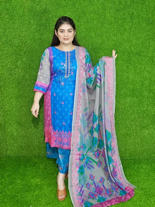 রয়্যাল ব্লু এমব্রয়ডারি কটন আনস্টিচড থ্রি-পিস