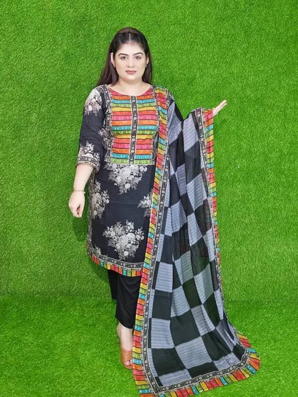 কালো মাল্টিকালার প্রিন্ট কটন আনস্টিচড থ্রি-পিস